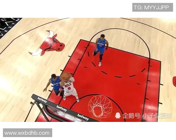 沃特福特与里夫斯联手发威篮网轻取鹈鹕送其四连败